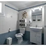 Stella'S Mandrakia Seaside House *