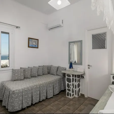 Appartement House Mandrakia