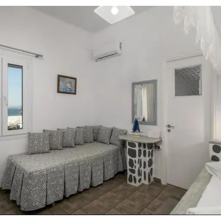 Daire Stella'S Mandrakia Seaside House