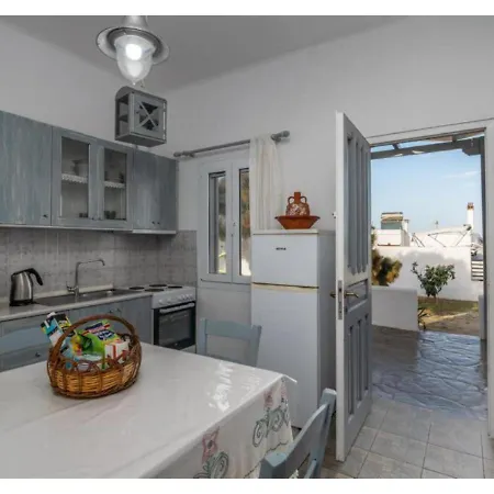 Stella's Seaside House Apartment Mandrakia