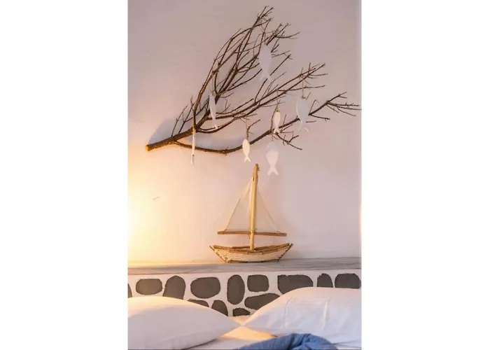 Stella'S Mandrakia Seaside House *